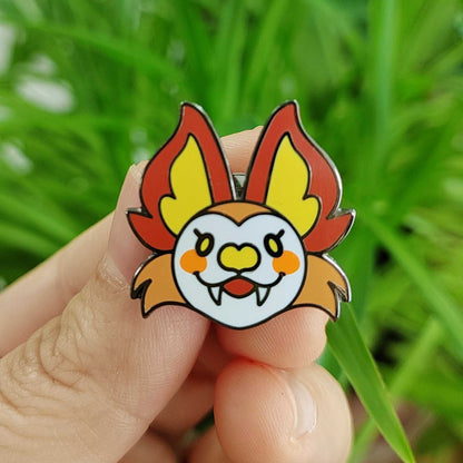 bat head pin